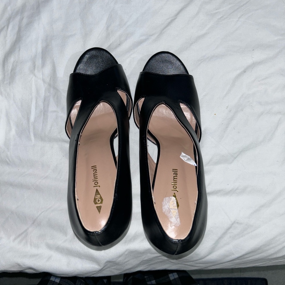 Black heels
